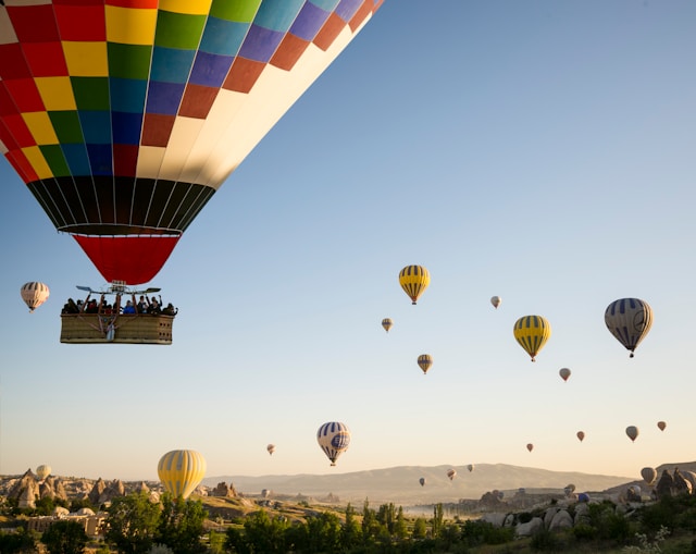 Découvrez les meilleurs spots de montgolfière