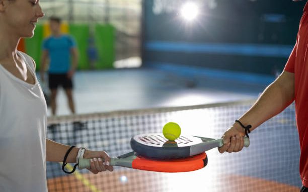 Entreprise construction terrain de tennis