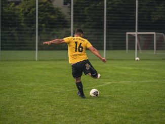tir au football
