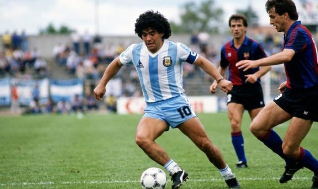 Dribble Maradona